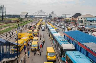 Éclairage sur le renforcement des capacités des opérateurs de transport artisanal dans les villes africaines
